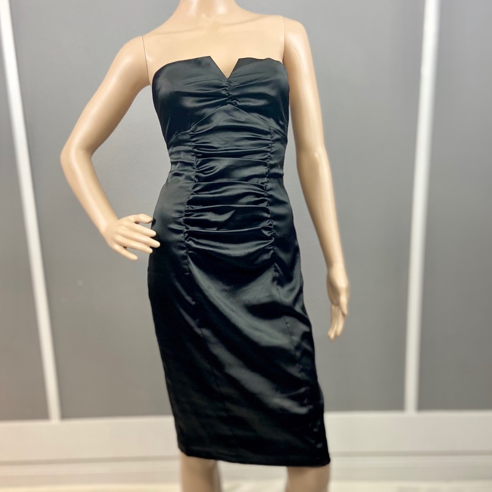 Arden B Black strapless dress